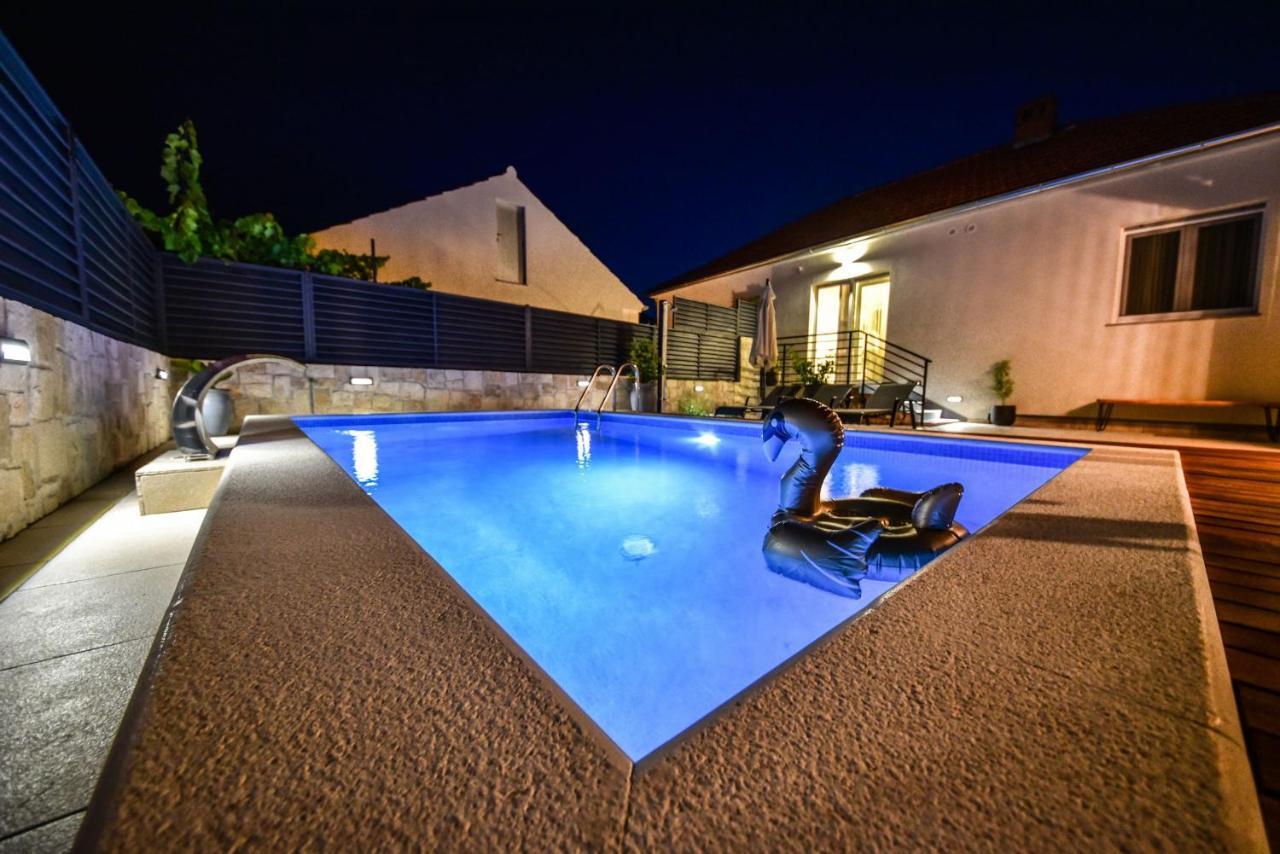 Villa Teuta Zara Esterno foto